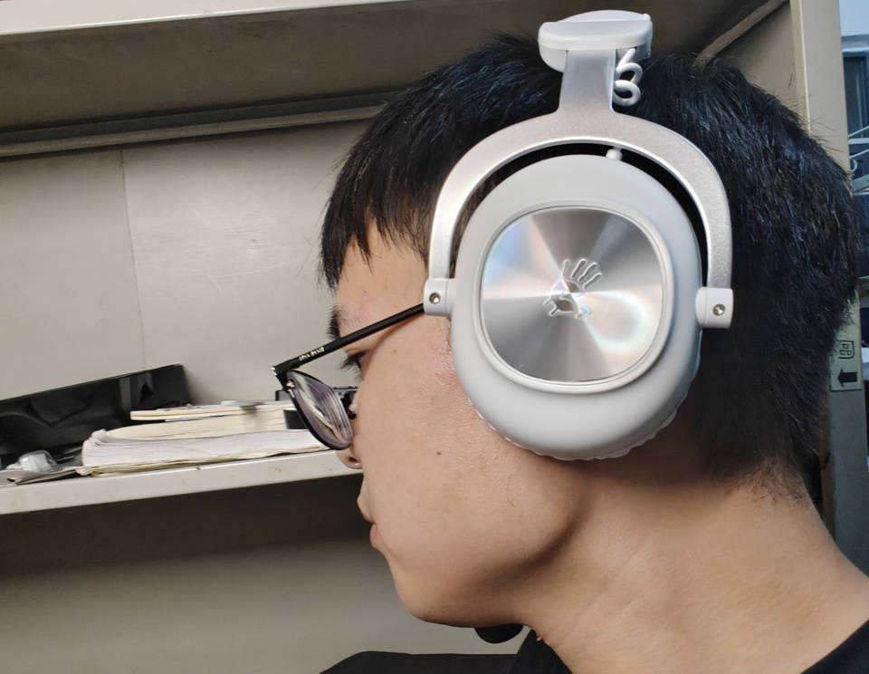 血手幽灵M760生物魔音电竞耳机体验拉满九游会·j9网站生物振膜等硬核用料加持(图13)