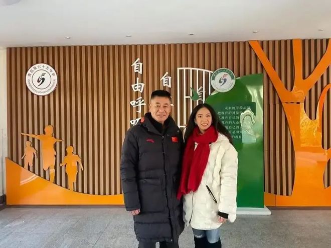 通人乃“绿发会”主任女儿涉NGO九游会哈佛演讲中国女生被扒：非普(图2)